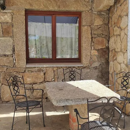 Casa Rural El Toleo Hoyos del Espino Exterior photo